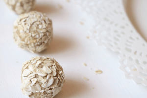 Healthy Protein Oat Balls