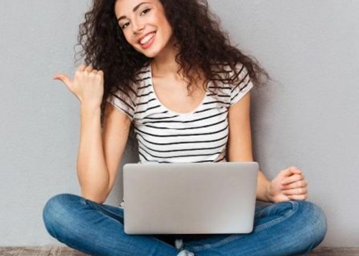 The wellness wheel showing 8 dimensions of health